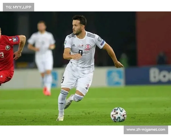 法比奥与卡扎伊什维利金靴之争，末轮交替领先